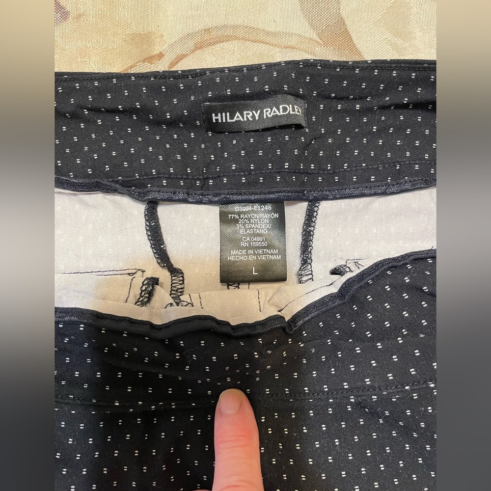 Women’s Stretchy Bermuda Short - Picture 5 of 6